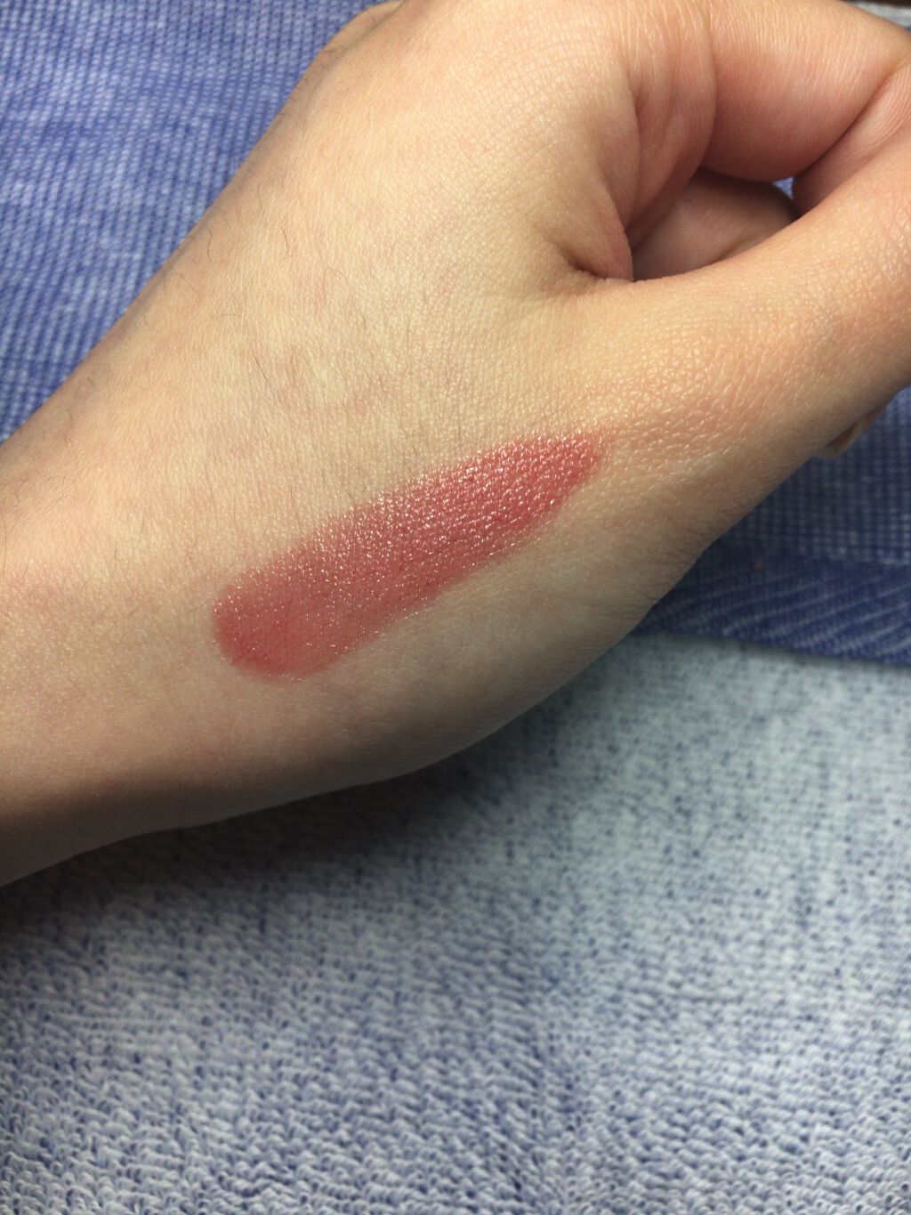 ラスティンググロスリップ/CEZANNE/口紅を使ったクチコミ（2枚目）