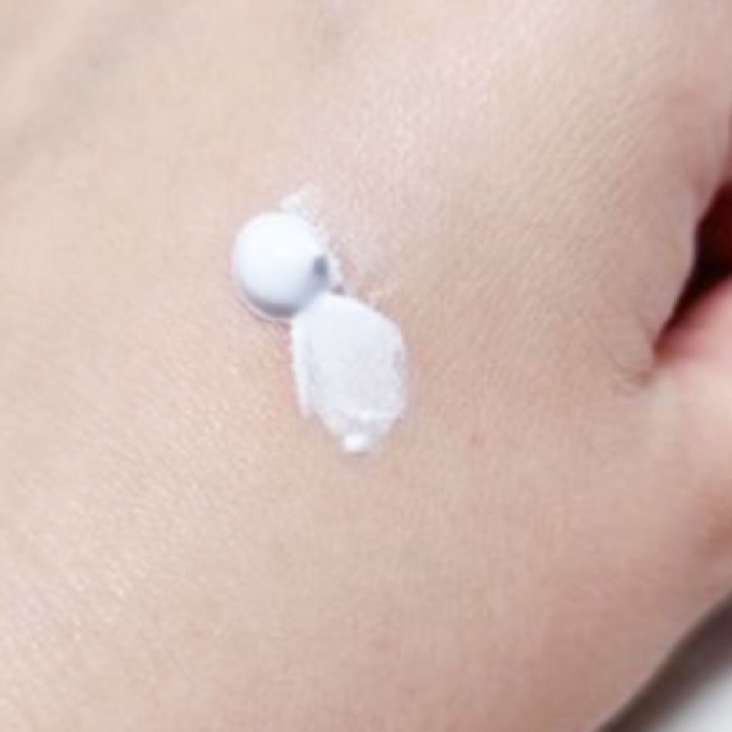 [R4] ウルトラスージングサンメイクアップベース/ダーマファーム/日焼け止めクリームを使ったクチコミ（2枚目）