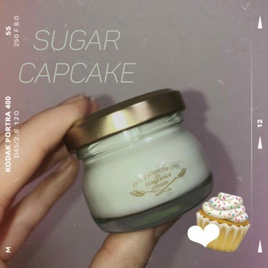 フレグランスクリーム シュガーカップケーキ/MOC/香水(その他)を使ったクチコミ（1枚目）