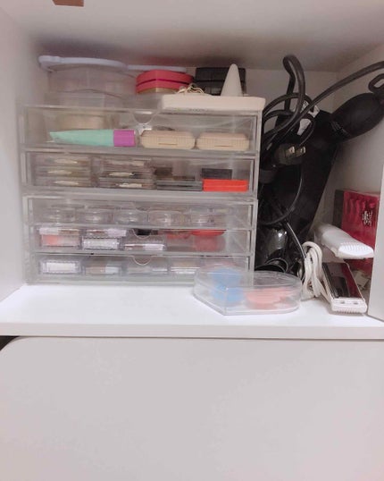 . on LIPS 「#コスメ収納#リクエスト募集みなさんこんにちは🐯☺️今回はコス..」(2枚目)
