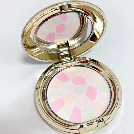 ラ プードル オートニュアンス/Elégance/プレストパウダーを使ったクチコミ(1枚目)