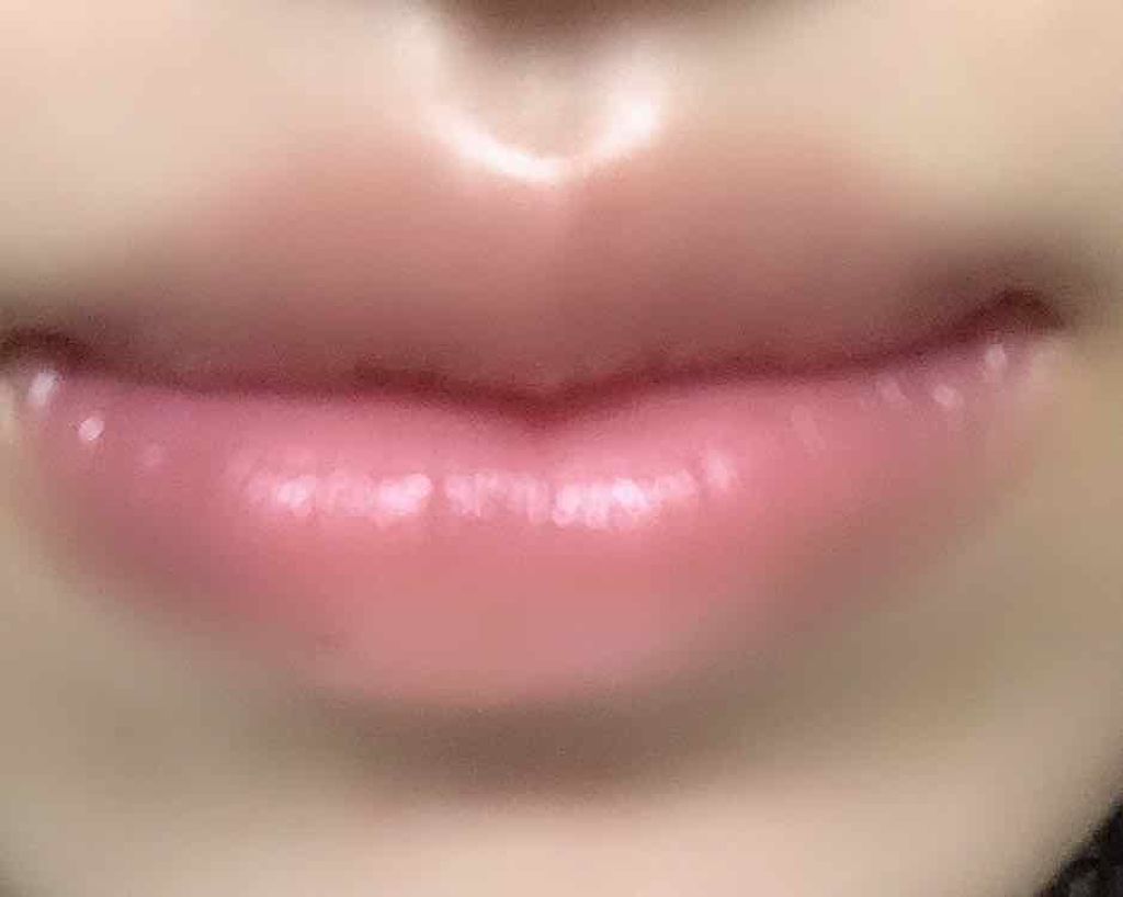 38°C / 99°F リップトリートメント (リップ美容液)/UZU BY FLOWFUSHI/リップケアを使ったクチコミ（3枚目）