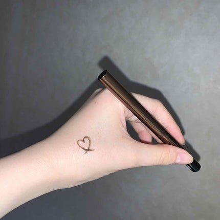 ハイパーシャープ ライナー R/MAYBELLINE NEW YORK/リキッドアイライナーを使ったクチコミ(2枚目)