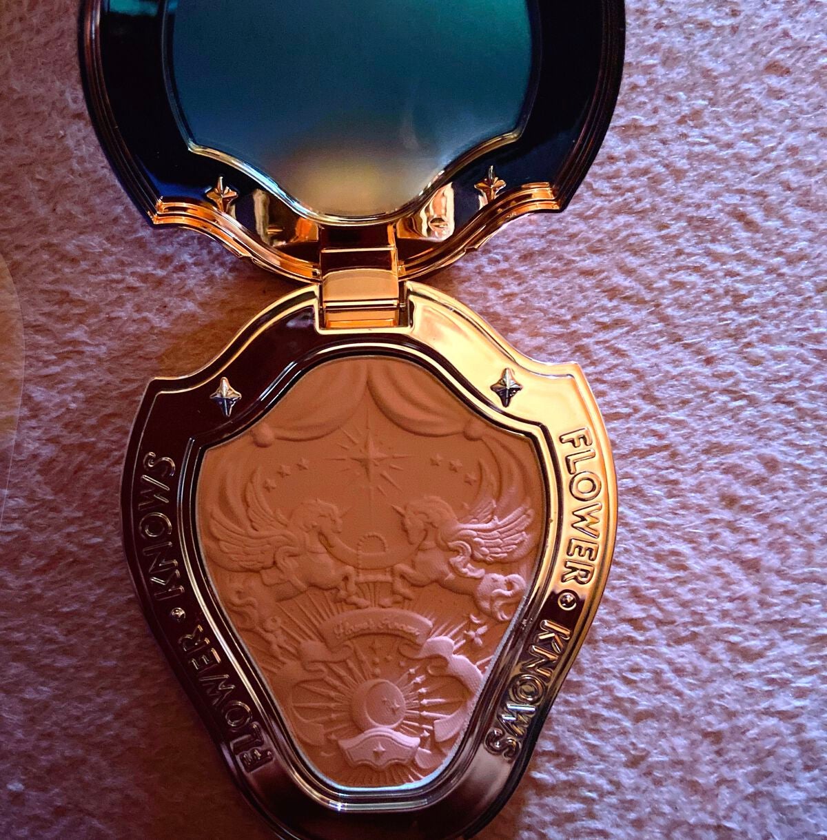 クリスタルユニコーンシリーズ チークブラッシュ/FlowerKnows/パウダーチークを使ったクチコミ(3枚目)