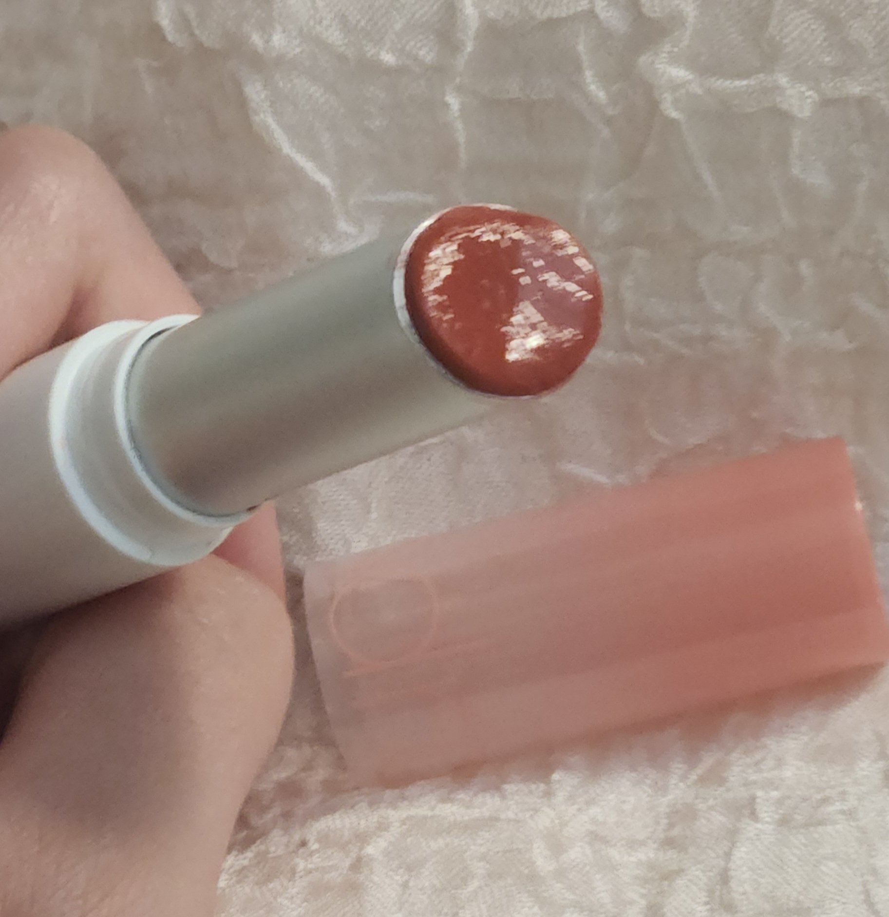 グラスティングメルティングバーム/rom&nd/リップバームを使ったクチコミ（3枚目）