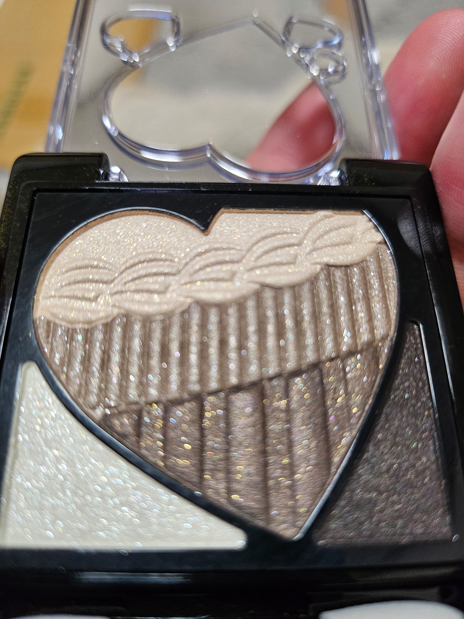 ヌーディーグラデアイズ/インテグレート/アイシャドウパレットを使ったクチコミ（3枚目）