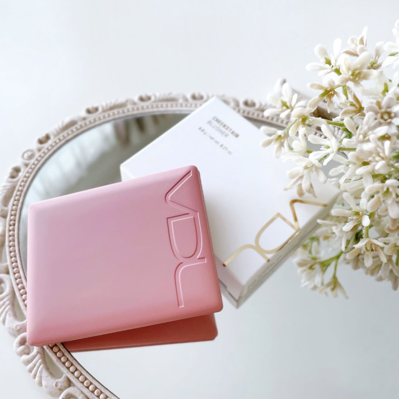 チークステイン ブラッシャー 02 フェイバリット ラベンダー/VDL/パウダーチークを使ったクチコミ（1枚目）