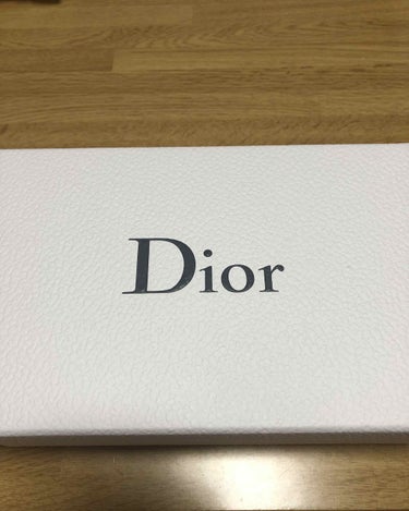 スノー エッセンス オブ ライト （医薬部外品）/Dior/美容液を使ったクチコミ（3枚目）