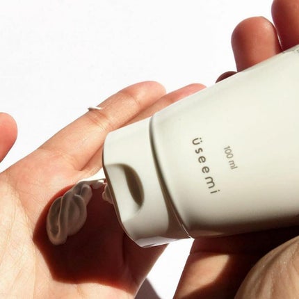 グルタプラスホワイトニングボディソリューション/Useemi/ボディローションを使ったクチコミ(2枚目)