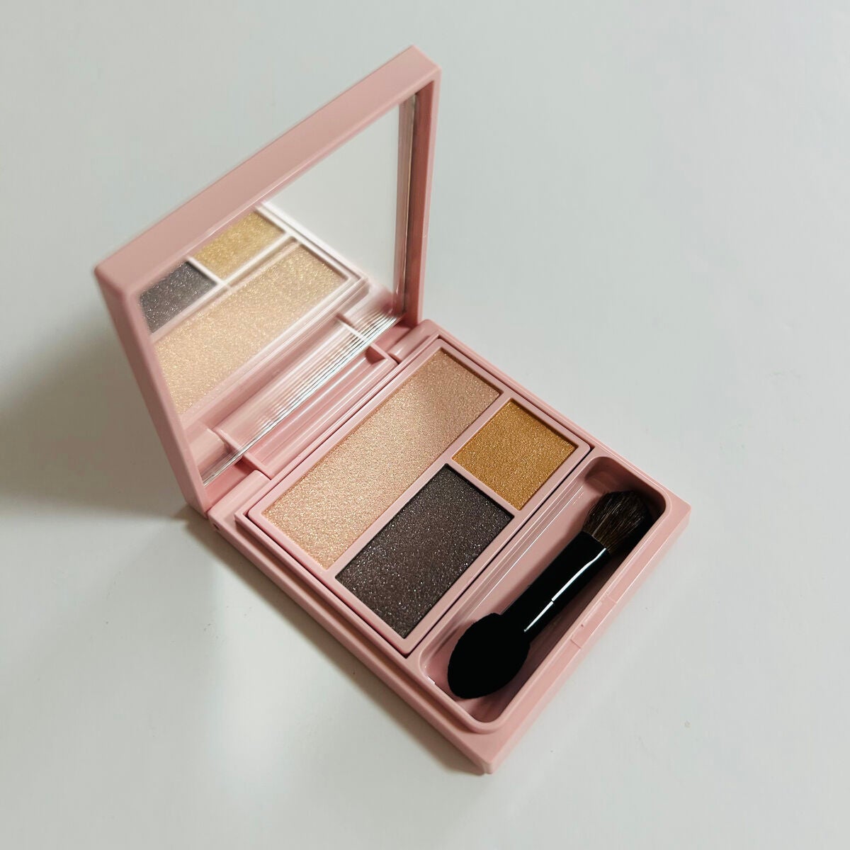 フーミー アイシャドウパレット/WHOMEE/アイシャドウパレットを使ったクチコミ(1枚目)