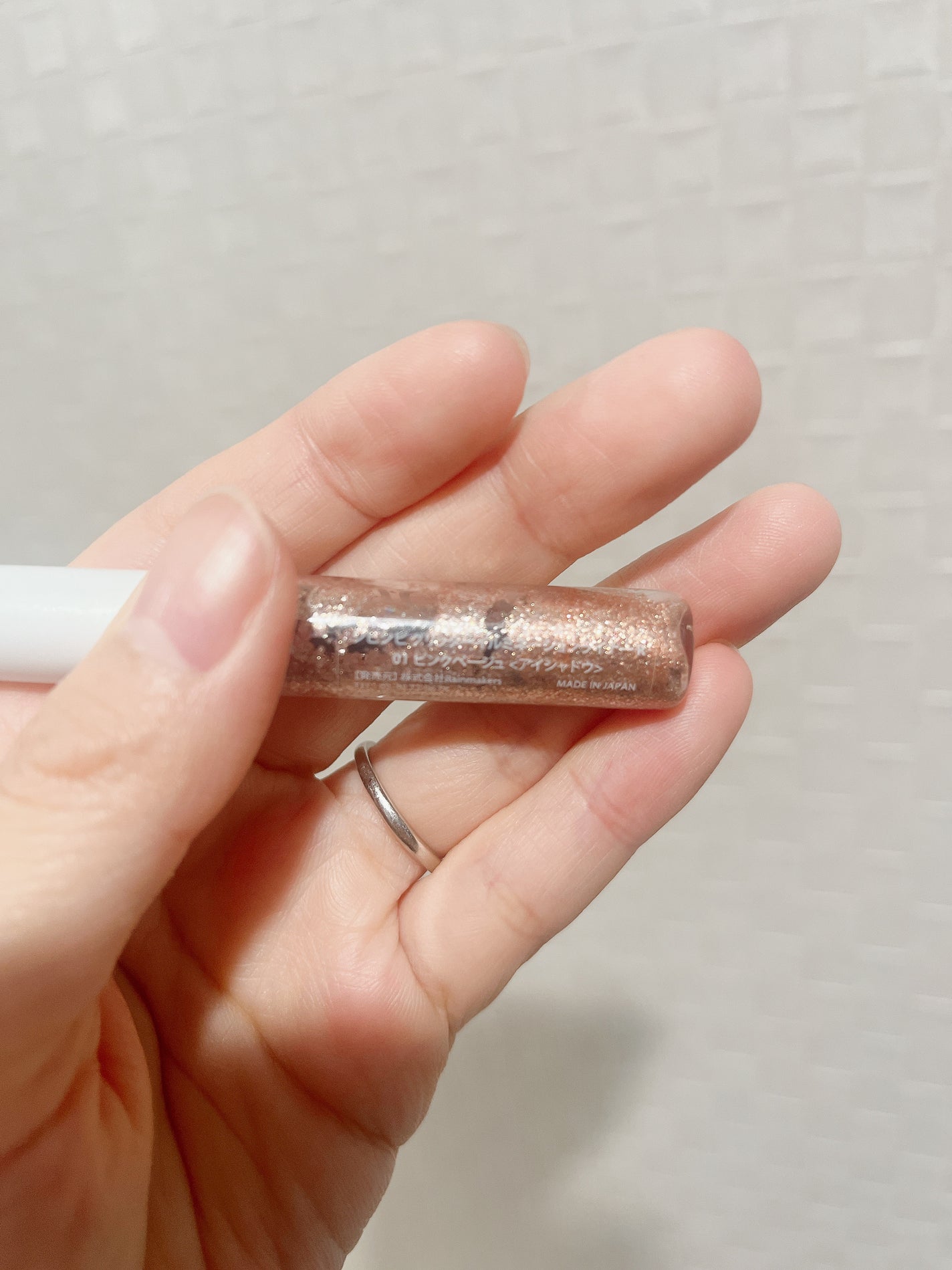 グリッター イルミネーションライナー R/CipiCipi/リキッドアイライナーを使ったクチコミ(2枚目)