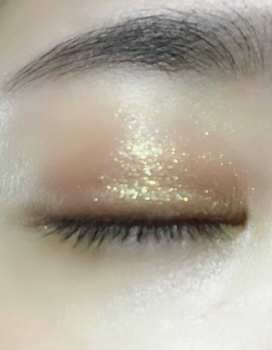 シャドーカスタマイズ (ブリリアントグリッター)/MAJOLICA MAJORCA/グリッターを使ったクチコミ(3枚目)