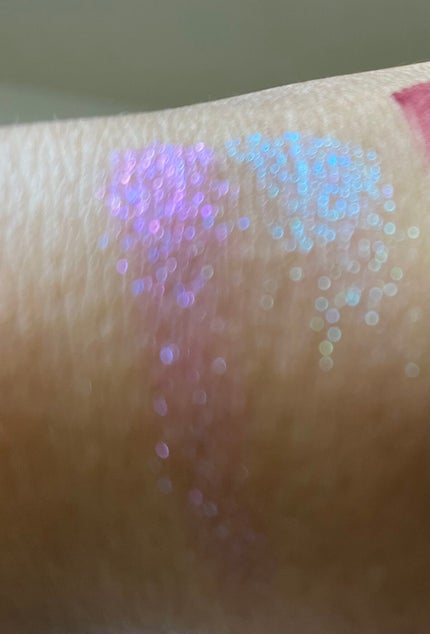 ゆた on LIPS 「めっちゃちっこいアイシャドウ缶に入ってて可愛い✨蓋はスライド式..」(10枚目)