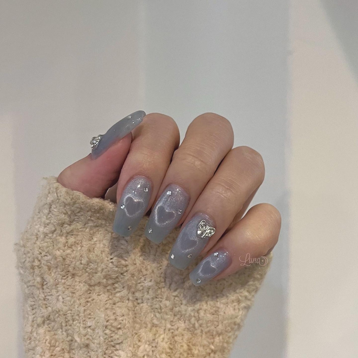 Iuna. Mizuki on LIPS 「.-̗̀♡̖́-magnet✨#nail#nailstagra..」(2枚目)