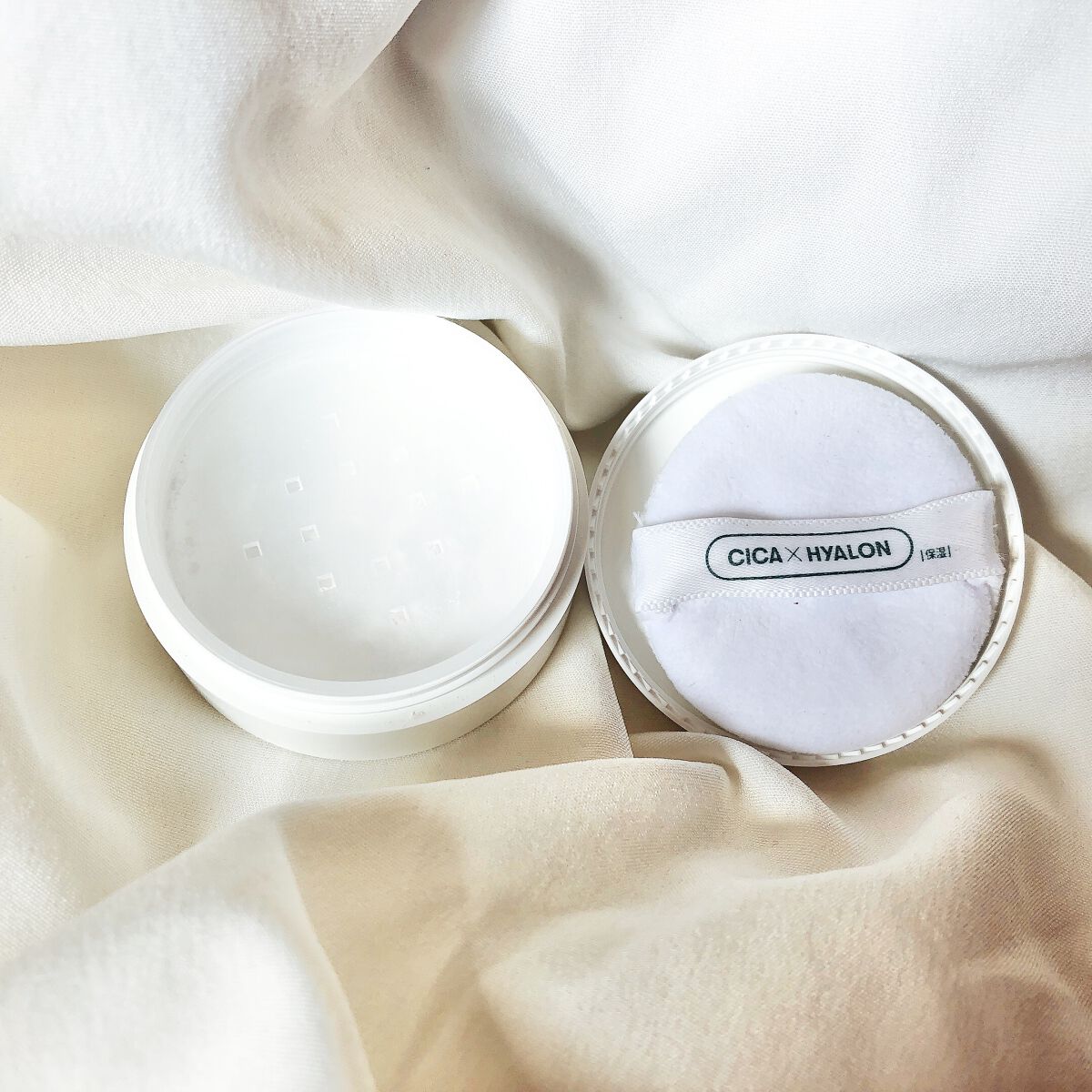 CICA ノーセバム マイルドパウダー/VT/ルースパウダーを使ったクチコミ（2枚目）