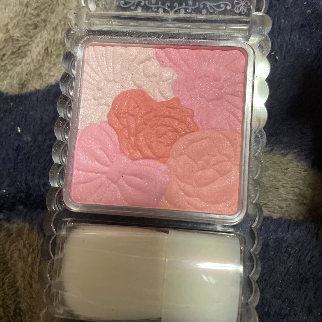 グロウフルールチークス 05 ウェディングフルール/キャンメイク/パウダーチークを使ったクチコミ（1枚目）