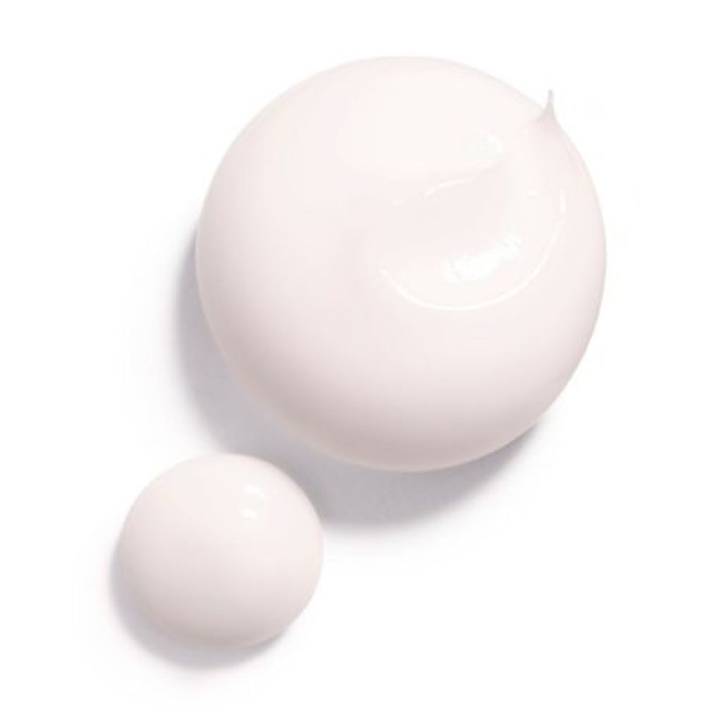 LE L クレーム-ユイル CHANEL