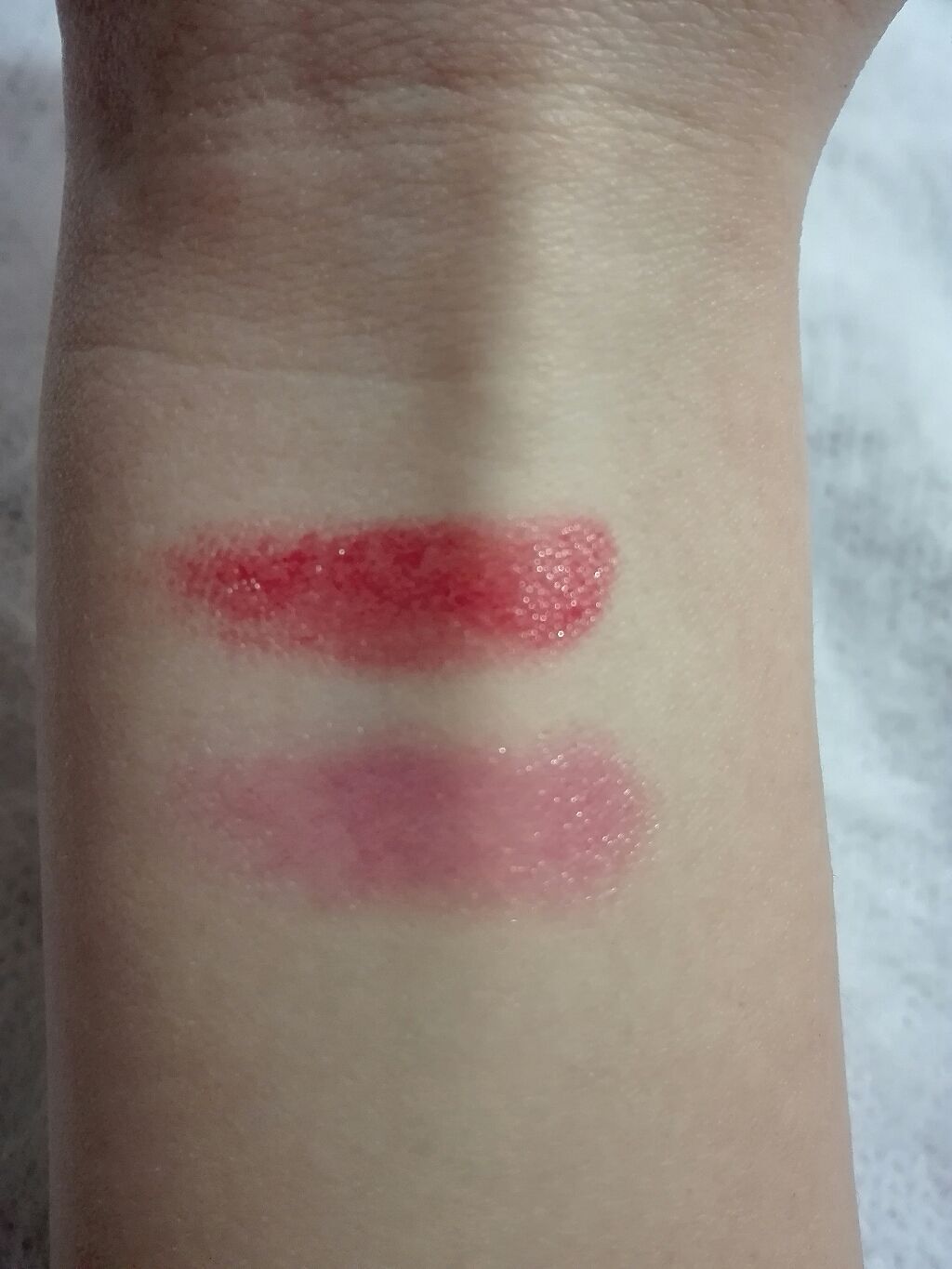 ラスティンググロスリップ/CEZANNE/口紅を使ったクチコミ（2枚目）