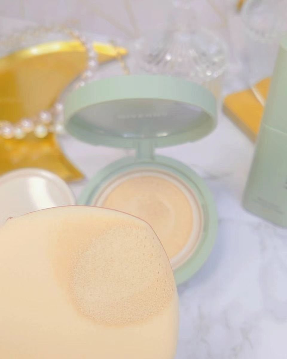 密着カバークッション/GIVERNY/クッションファンデーションを使ったクチコミ(5枚目)