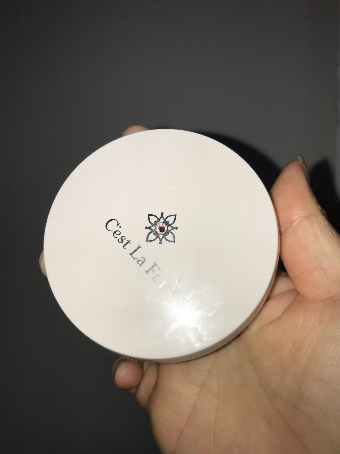 エッセンスパウダー /セラフォア/プレストパウダーを使ったクチコミ(1枚目)