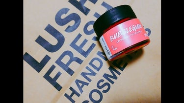 ラッシュ バブルガムフレーバー リップスクラブのクチコミ「お久しぶりです！！
今日は、
LUSH リップスクラブ バブルガムフレーバー
を紹介していきた.....」（2枚目）