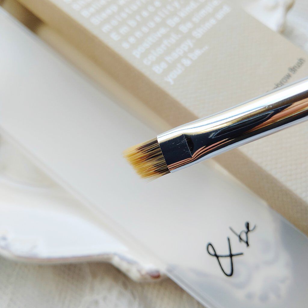 ダブルエンドアイブロウブラシ熊野筆/&be/メイクブラシを使ったクチコミ(2枚目)