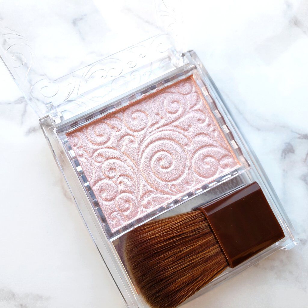 パールグロウハイライト/CEZANNE/パウダーハイライトを使ったクチコミ(4枚目)