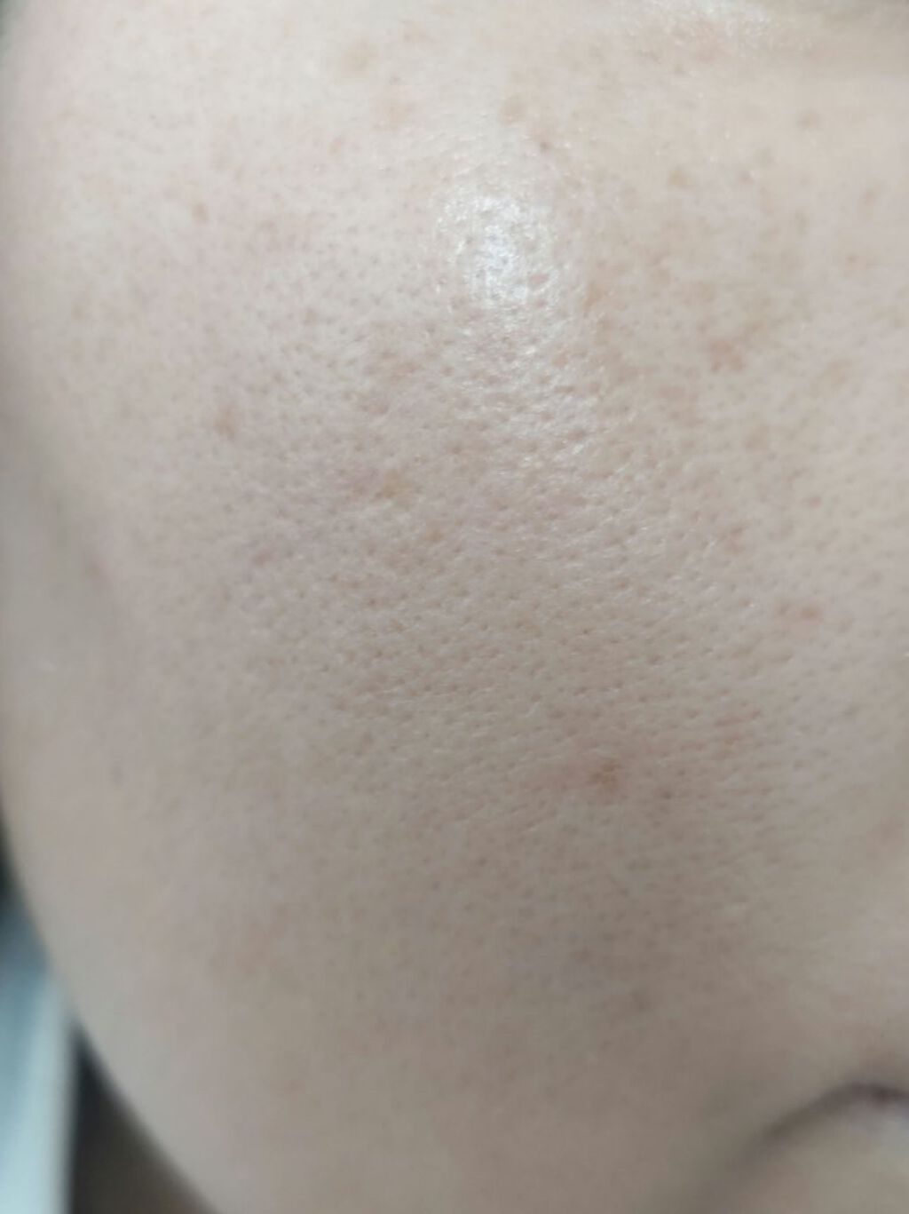 ライトフル Ｃ＋ティンティッド プライマーSPF45(PA++++)/M・A・C/化粧下地を使ったクチコミ（3枚目）