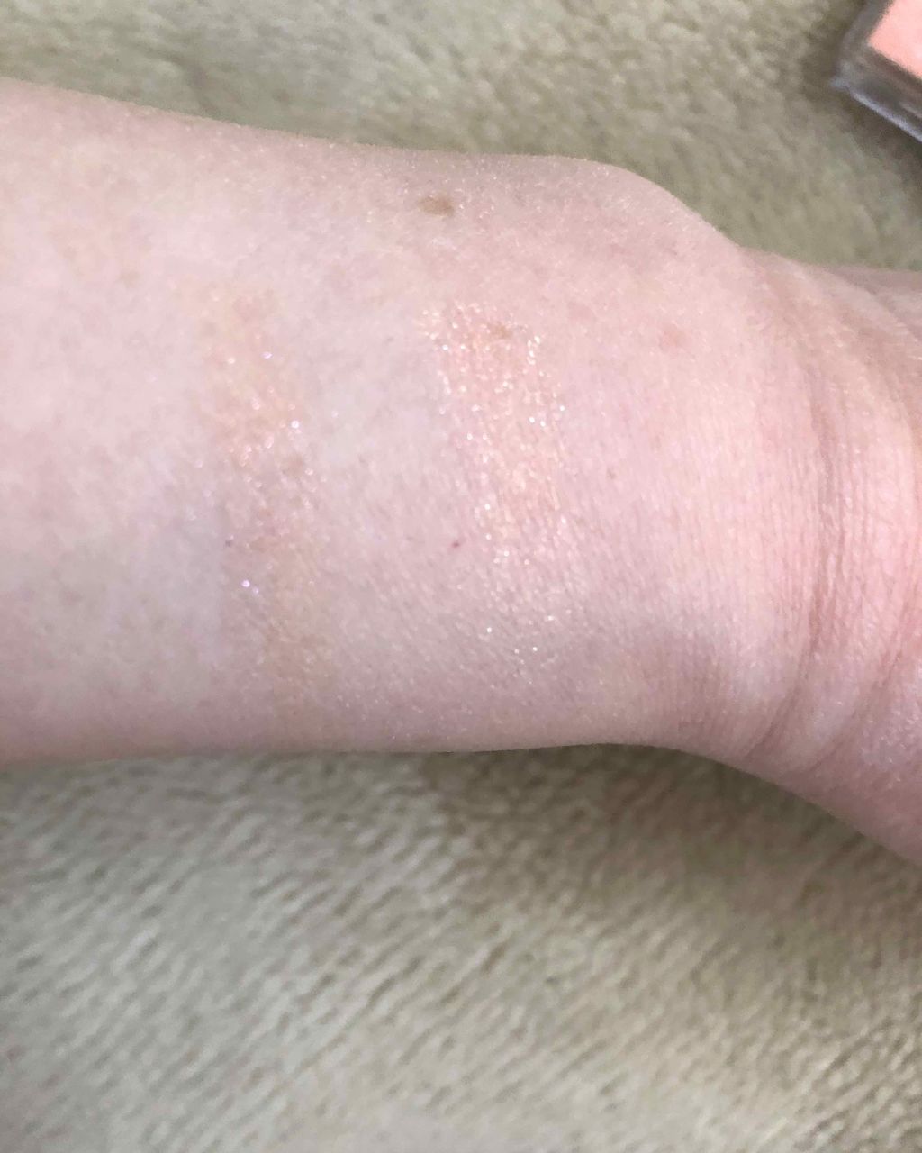 ハイパーダイヤモンド シャドウ/MAYBELLINE NEW YORK/アイシャドウパレットを使ったクチコミ（2枚目）