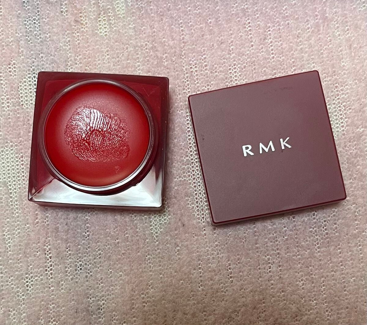 江戸茜 トランスルーセントグロス/RMK/口紅を使ったクチコミ(2枚目)