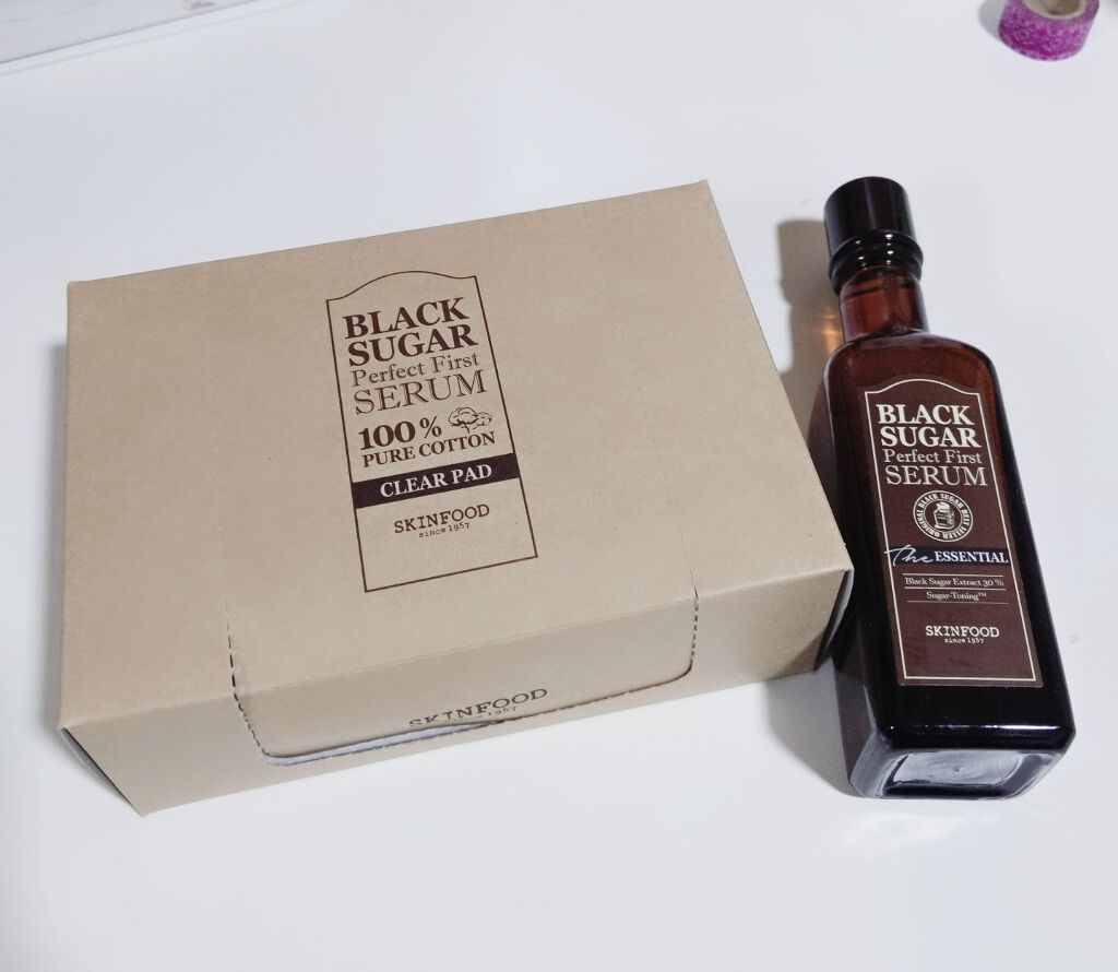 ブラックシュガー パーフェクト ファーストセラム ザ・エッセンシャル/SKINFOOD/美容液を使ったクチコミ(1枚目)