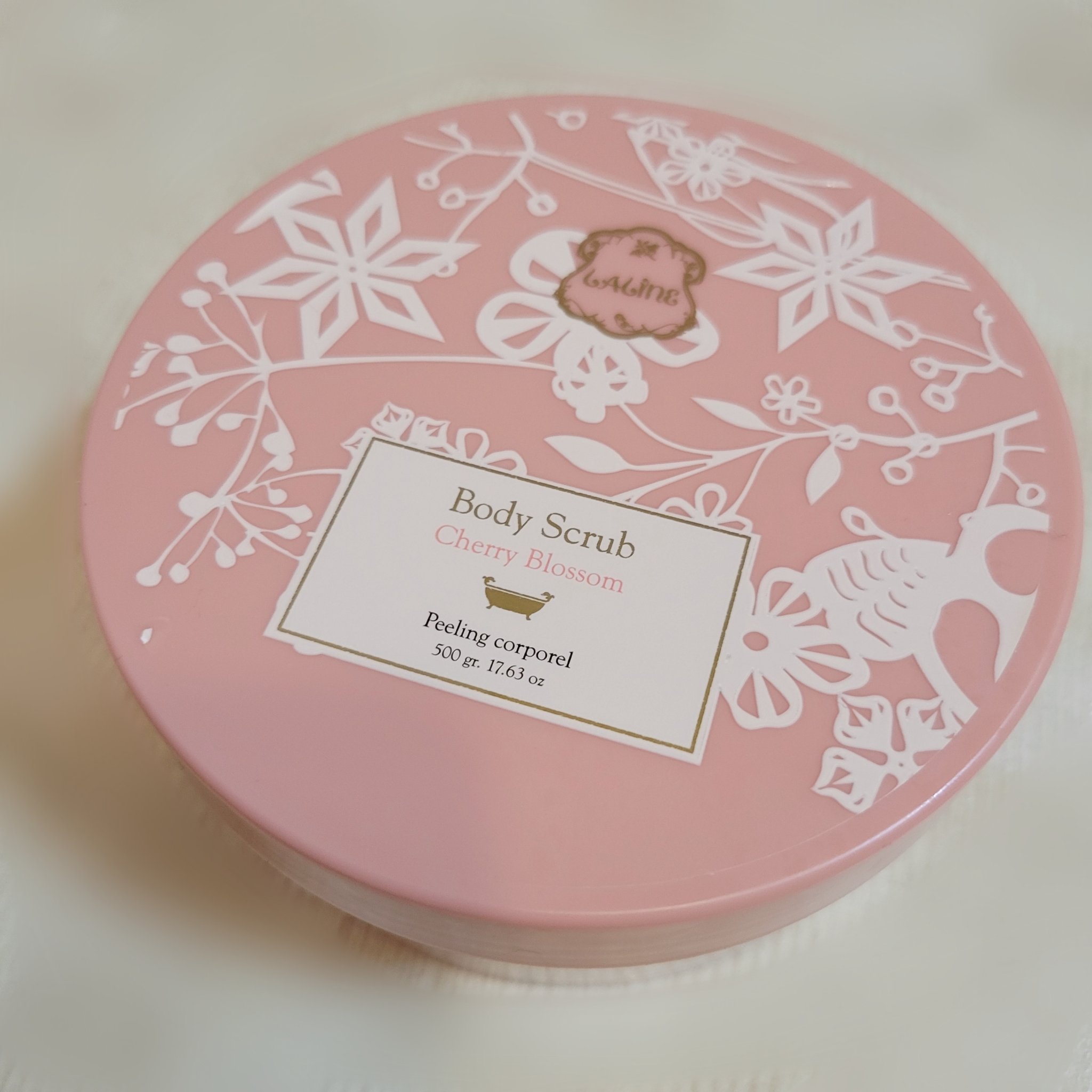 ボディスクラブ チェリーブロッサム 日本限定デザイン(2022)/Laline/ボディスクラブを使ったクチコミ（1枚目）