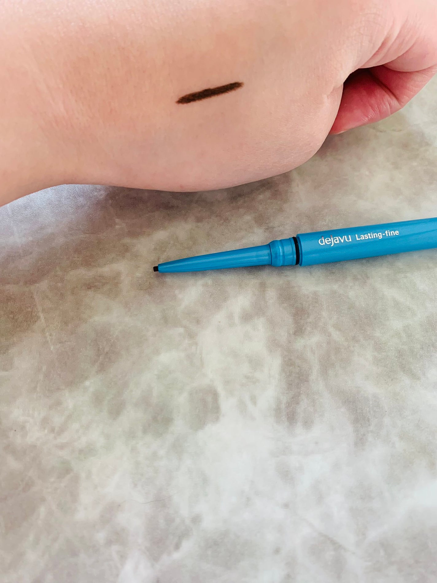 「密着アイライナー」極細クリームペンシル/デジャヴュ/ペンシルアイライナーを使ったクチコミ(2枚目)