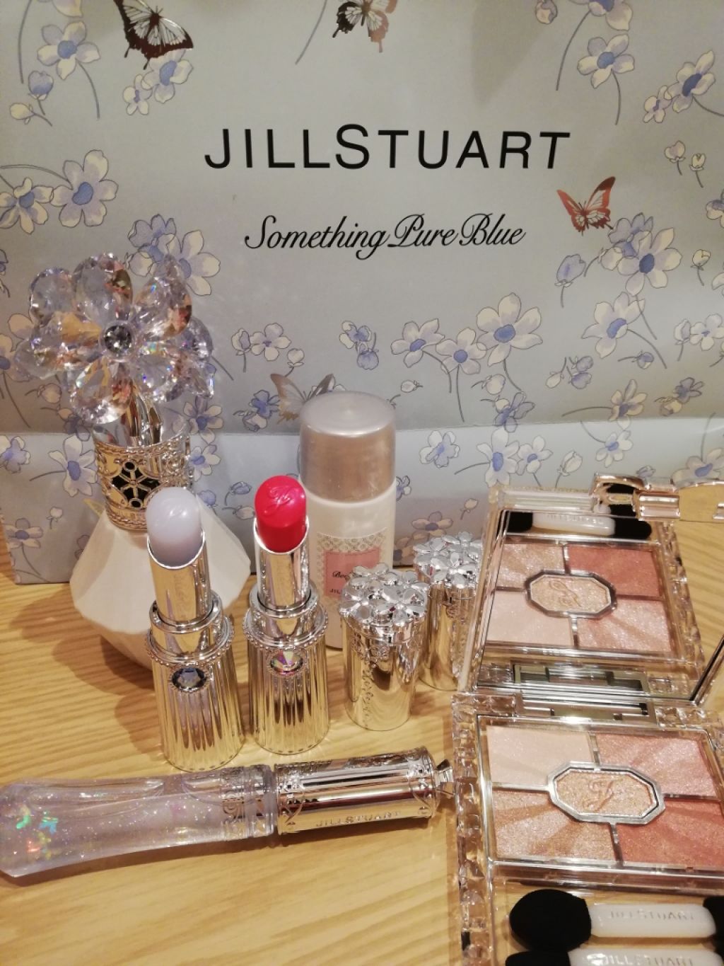 リボンクチュール アイズ/JILL STUART/アイシャドウパレットを使ったクチコミ（3枚目）