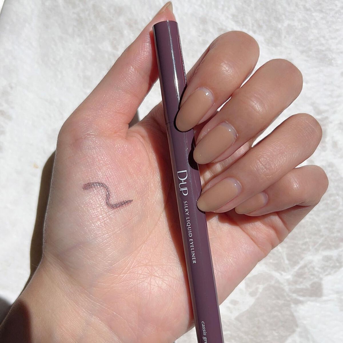 シルキーリキッドアイライナーWP/D-UP/リキッドアイライナーを使ったクチコミ（3枚目）
