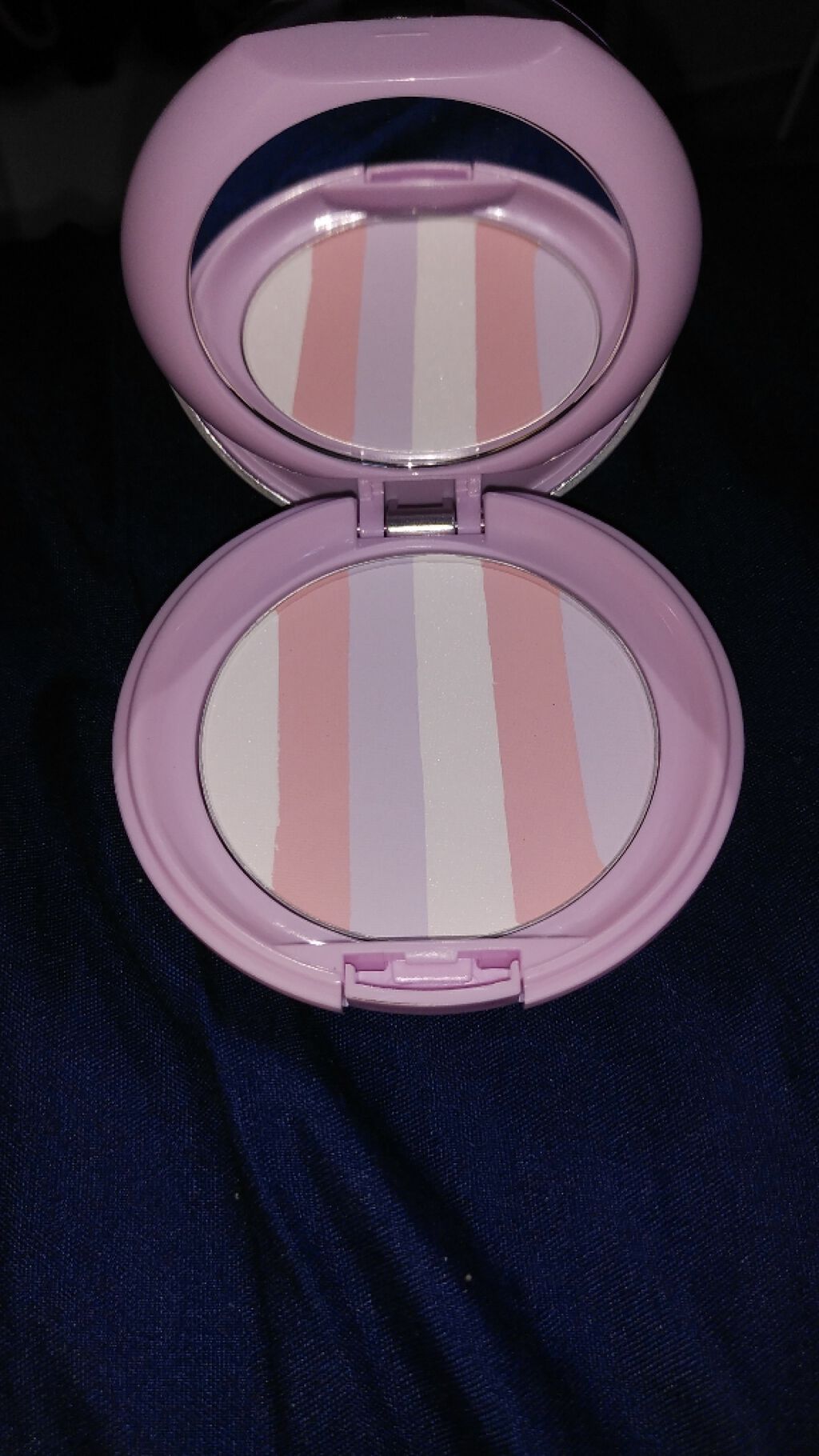 パラソーラ イルミスキン マルチユース フェイスパウダー UV/パラソーラ/プレストパウダーを使ったクチコミ（2枚目）