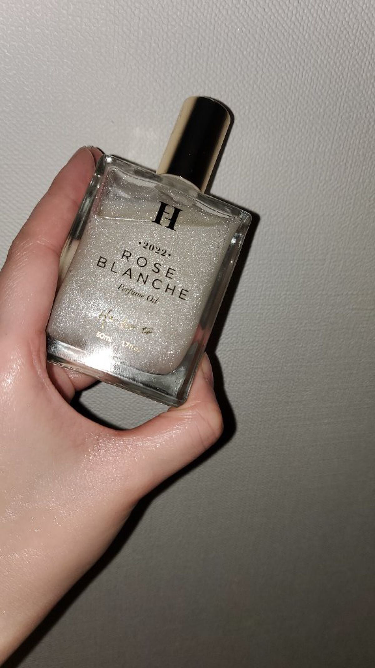 ロールオンパフュームオイル ヌードパール/Her lip to BEAUTY/香水(レディース)を使ったクチコミ(2枚目)