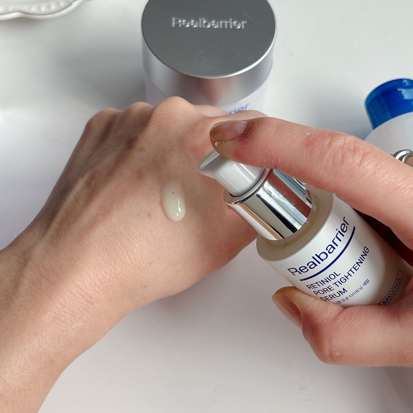 レチ二オールポアタイトニングセラム/Real Barrier/美容液を使ったクチコミ(2枚目)