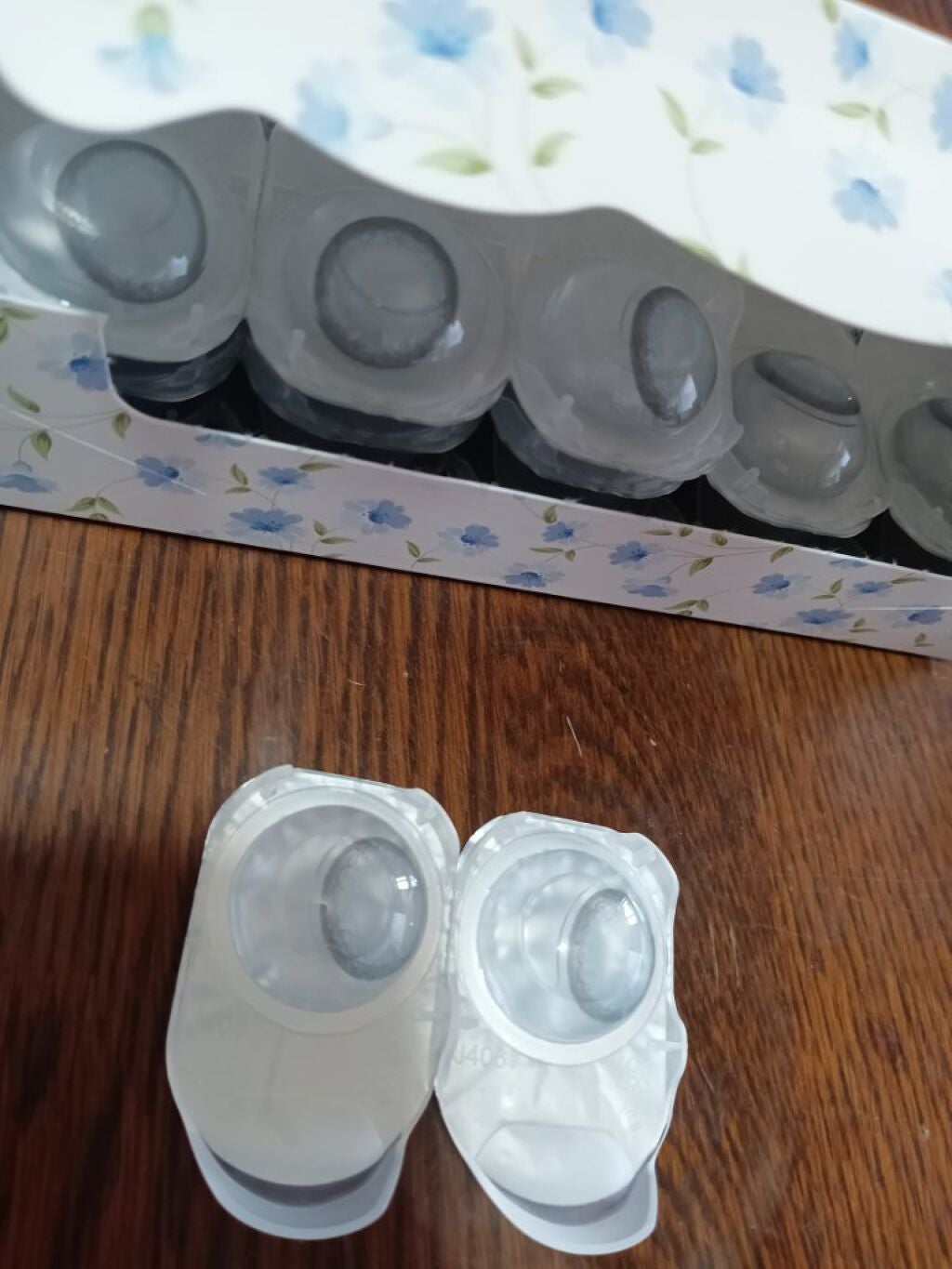 きょーか on LIPS 「黒に馴染むカラコン!よき!、#私の人生コスメ#本音レビュー#顔..」(1枚目)