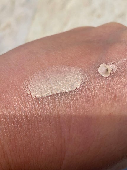 sato on LIPS 「クラランス ラスティングコンシーラー 01ライトかなりの密着感..」(2枚目)