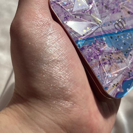 ル・レオスールデクラ /クレ・ド・ポー ボーテ/パウダーハイライトを使ったクチコミ(3枚目)