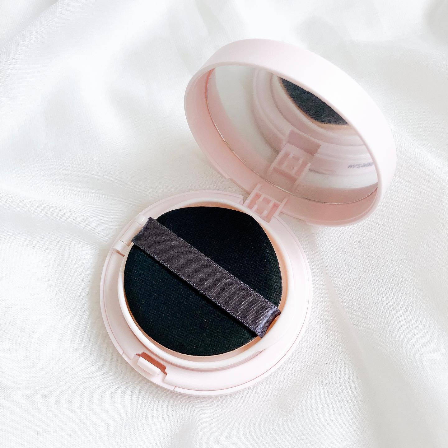 アクアリー スキンウェア カバー 01 ライトベージュ/ESPRIQUE/クッションファンデーションを使ったクチコミ（3枚目）