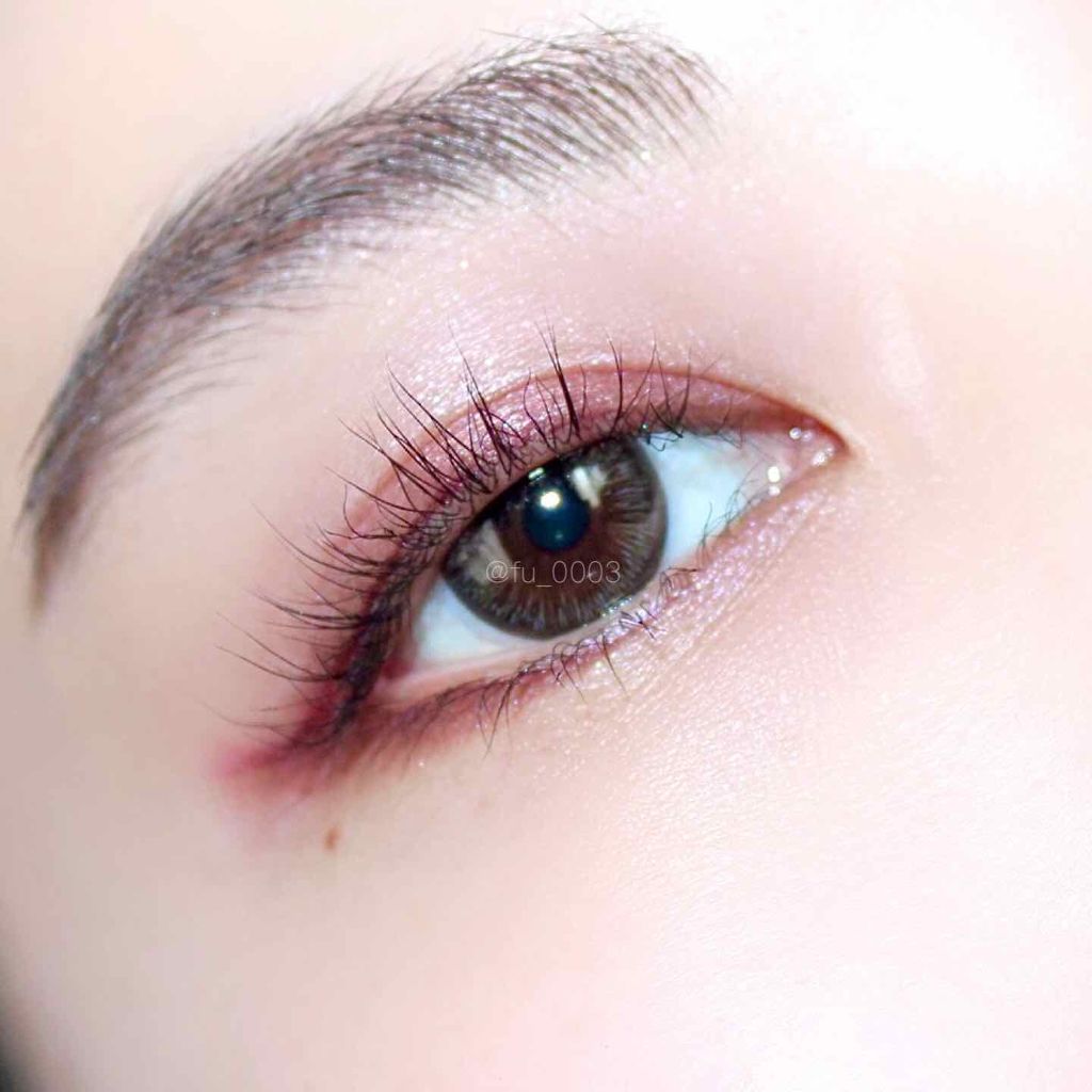 メスメリック グラスリップオイル/CHICCA/リップグロスを使ったクチコミ（3枚目）