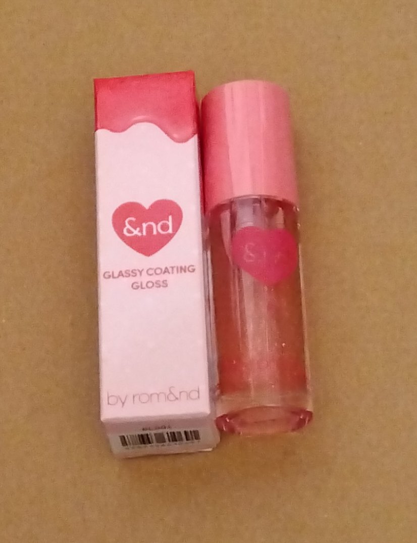 グラッシーコーティンググロス/&nd by rom&nd/リップグロスを使ったクチコミ（1枚目）