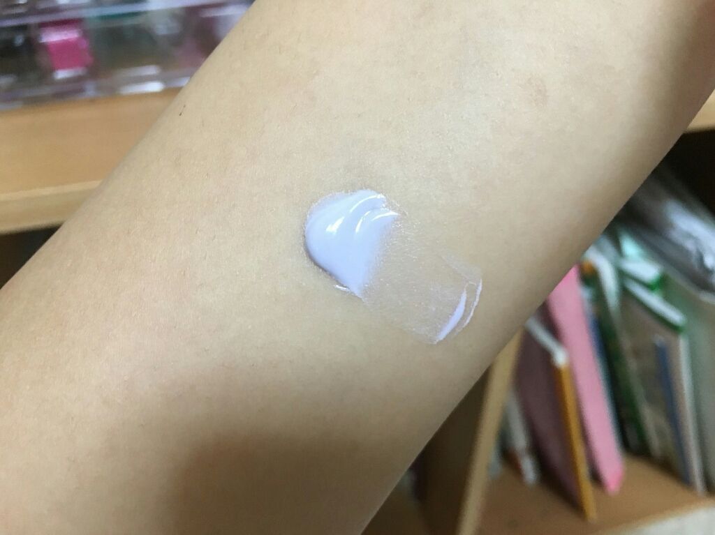 パラソーラ イルミスキンUVエッセンス(旧品)/パラソーラ/日焼け止め・UVケアを使ったクチコミ(3枚目)