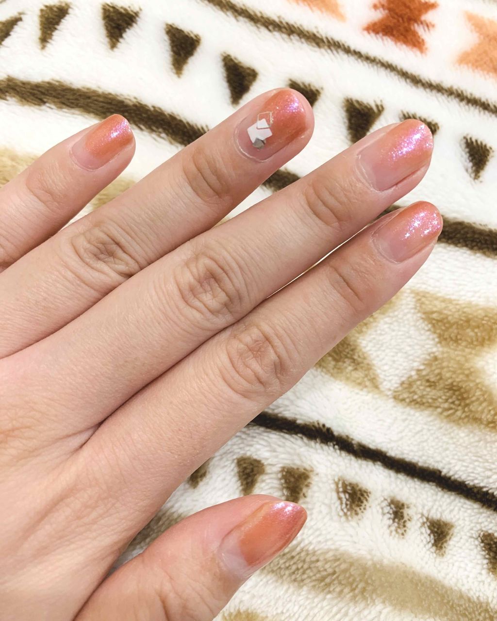 ジェルボリュームトップコート/キャンメイク/ネイルトップコートを使ったクチコミ（1枚目）