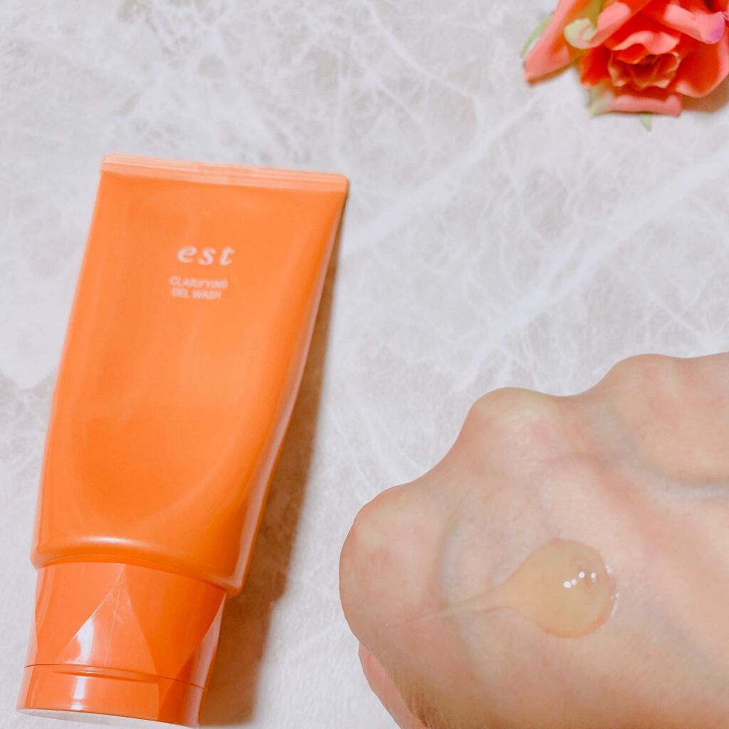 keiko.makebeauty on LIPS 「くすみ気になってませんか?くすみの原因にを取り除いてくれるジェ..」(2枚目)