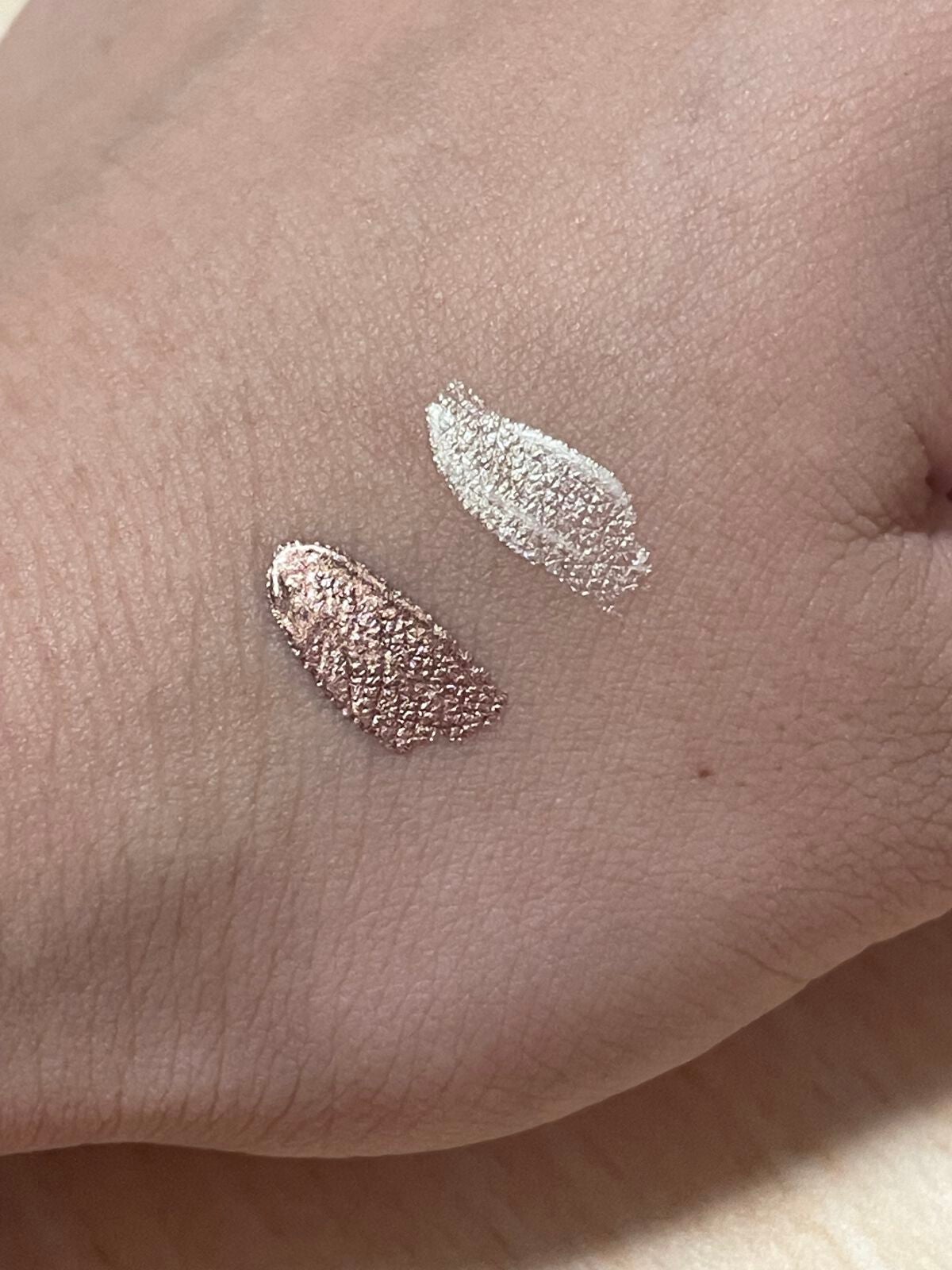 UR GLAM LIQUID EYESHADOW/U R GLAM/リキッドアイシャドウを使ったクチコミ(2枚目)