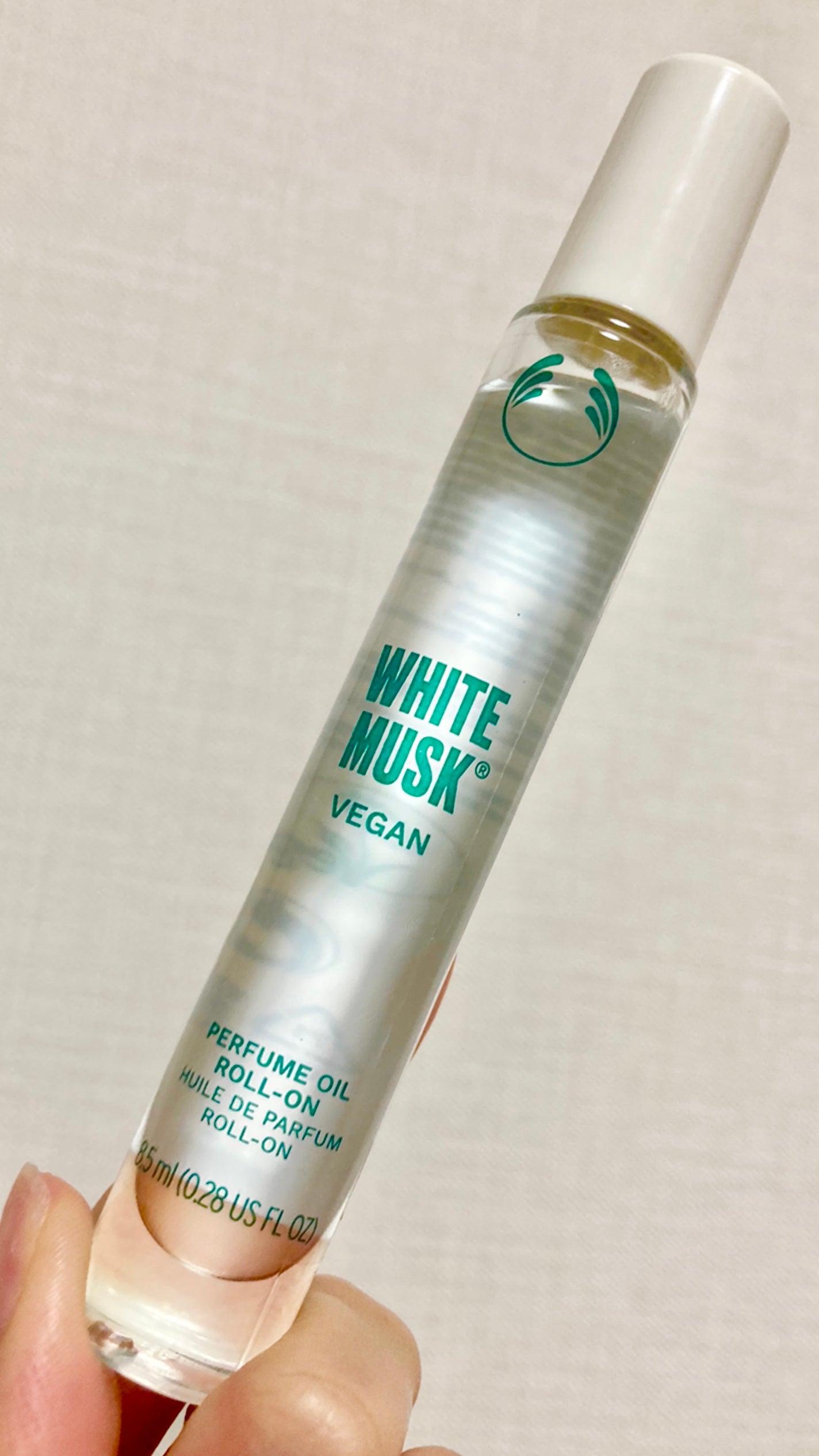 ホワイトムスク パフュームオイル ロールオン/THE BODY SHOP/香水を使ったクチコミ(1枚目)