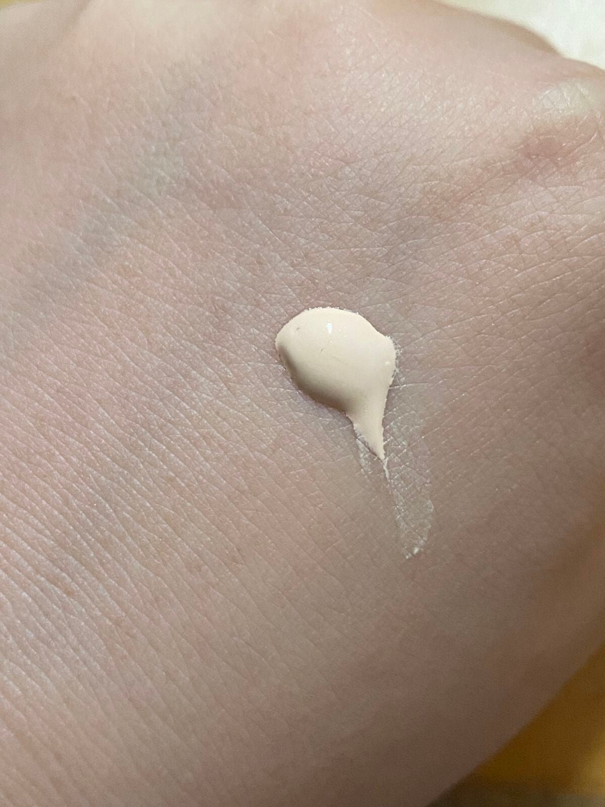 モイスチュアライジング ファンデーション プライマー/PAUL & JOE BEAUTE/化粧下地を使ったクチコミ(3枚目)